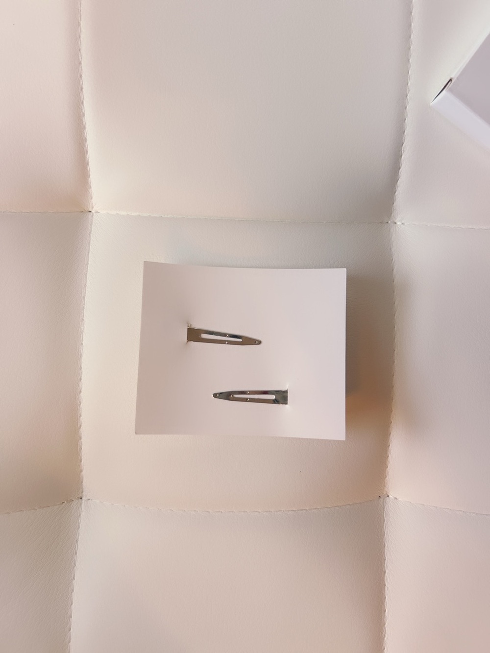 Dior Hair Clips Backstage Limited Edition Pink Logo Hair Clips NEW - Picture 5 of 5
